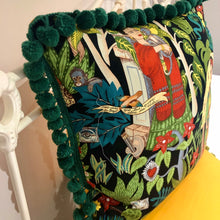 Load image into Gallery viewer, 50x50 Frida cushions with fabulous edging.
